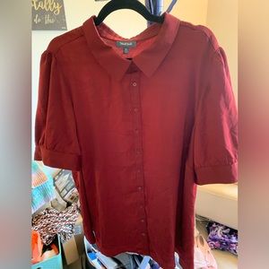 ModCloth silky collared & cuffed short sleeve blouse in Burgundy. Size:3X
